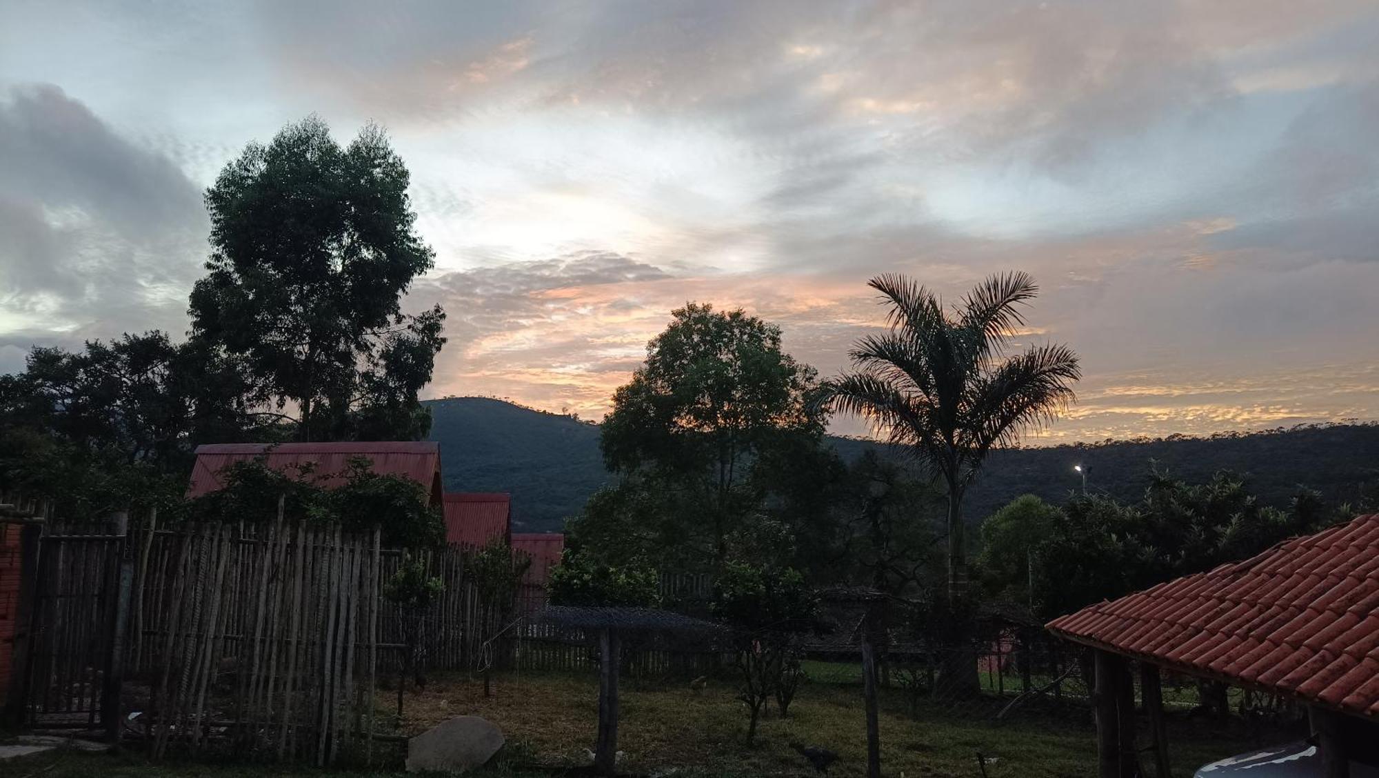 Chales E Camping Do Robinho 1 São Tomé das Letras Bagian luar foto